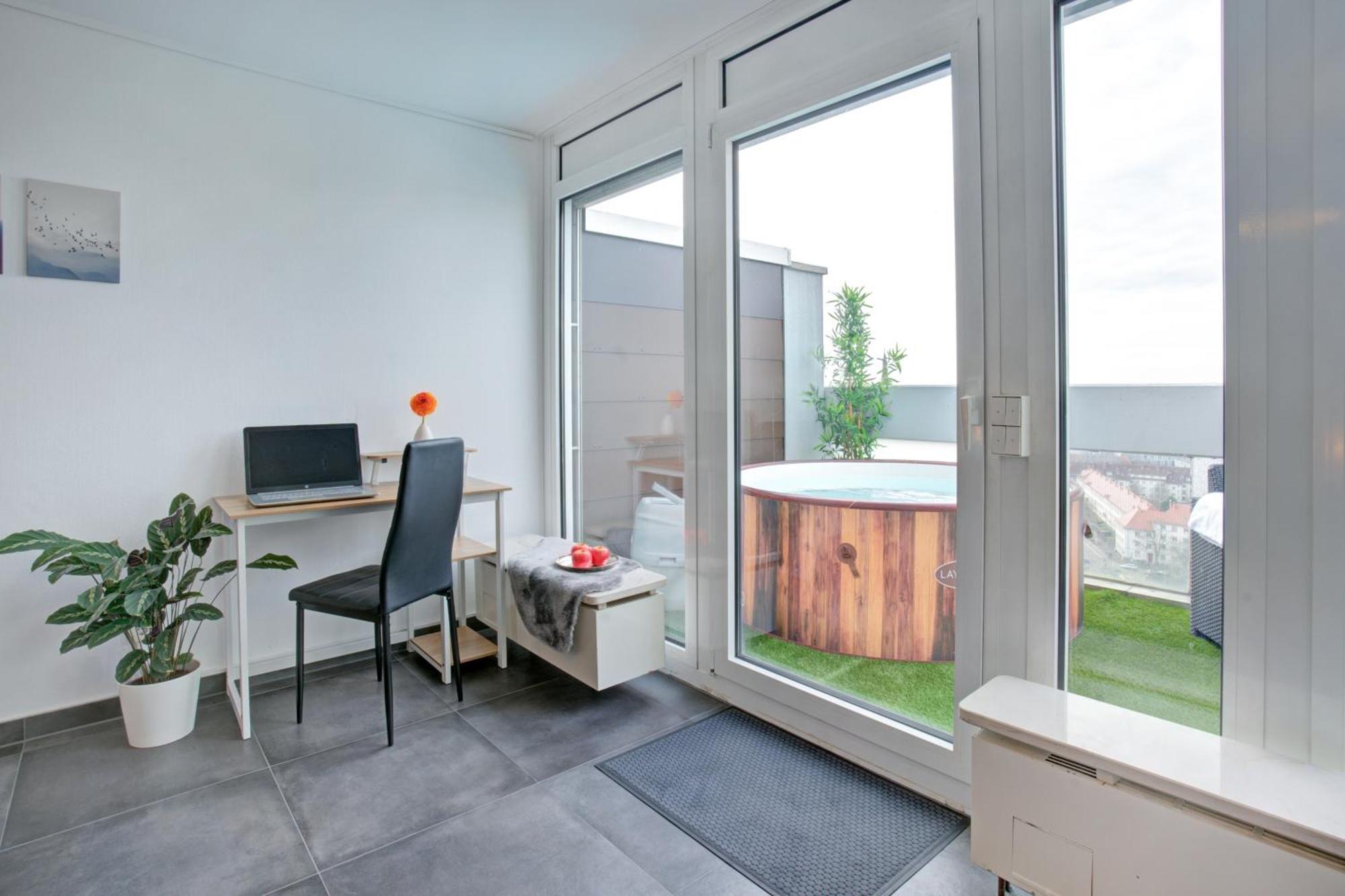 Penthouse - Jacuzzi - Bbq - Dachterrasse